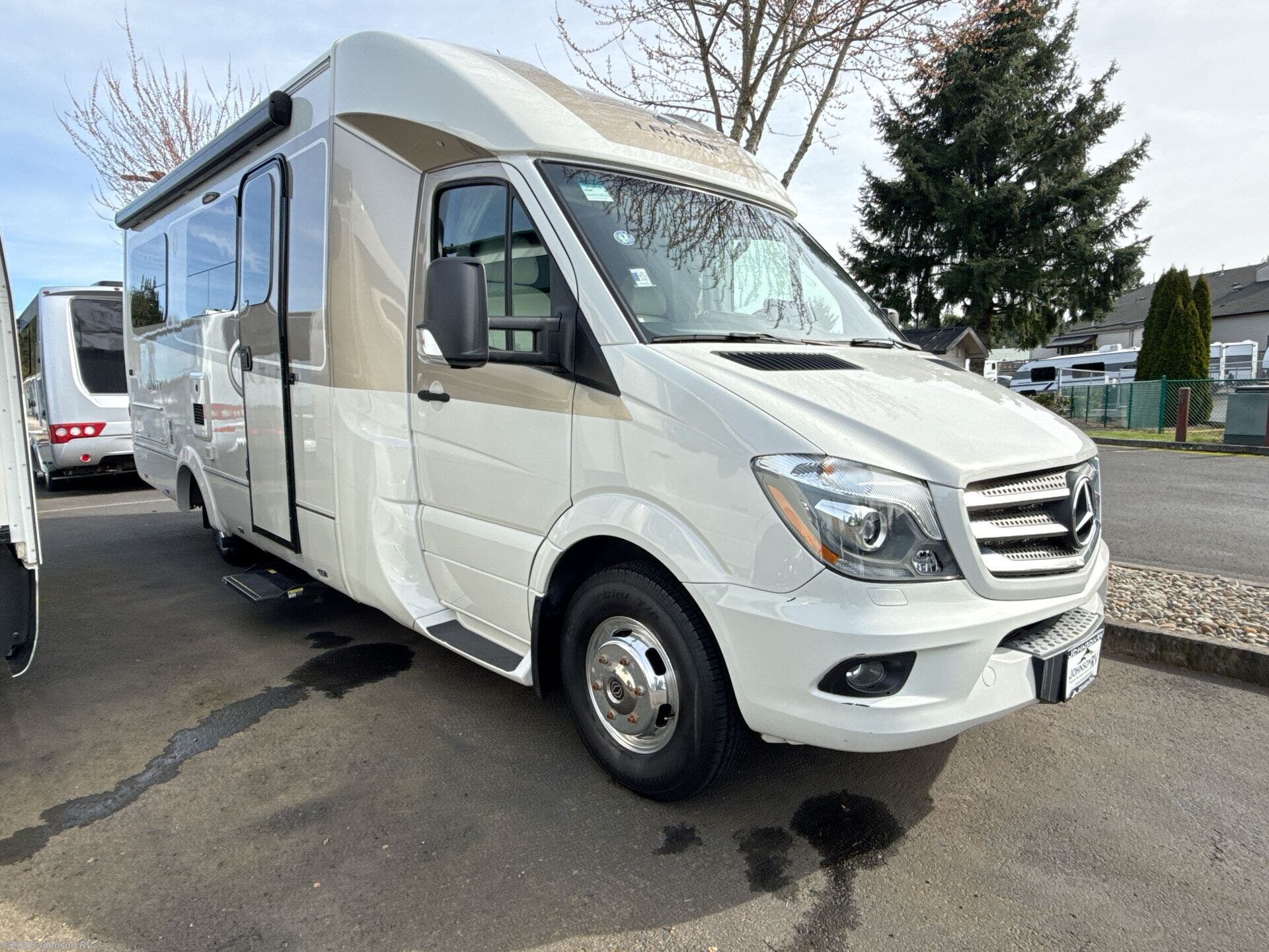 2018 Unity 24FX by Leisure Travel from Johnson RV in Sandy, Oregon