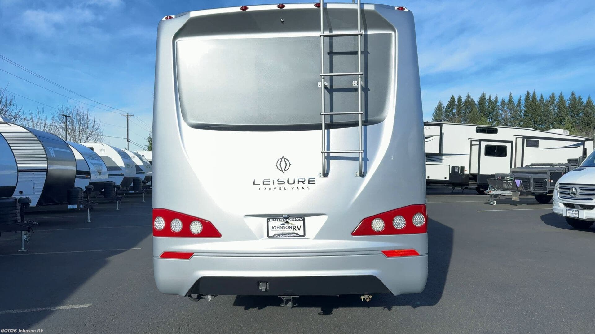 2018 Unity 24TB by Leisure Travel from Johnson RV in Sandy, Oregon