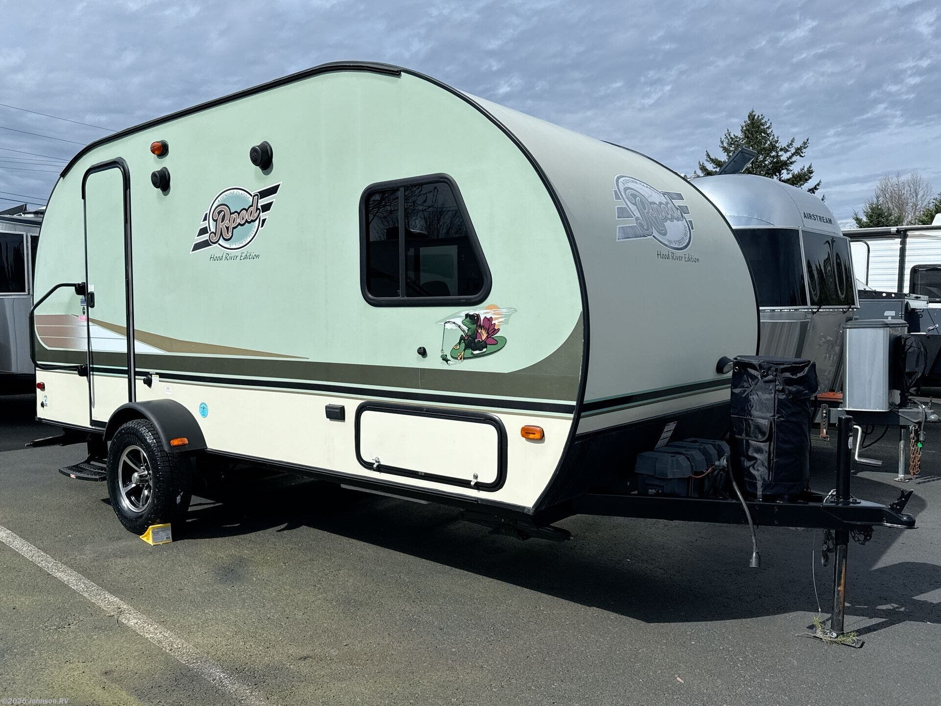 2016 R-Pod 179HR by Forest River from Johnson RV in Sandy, Oregon