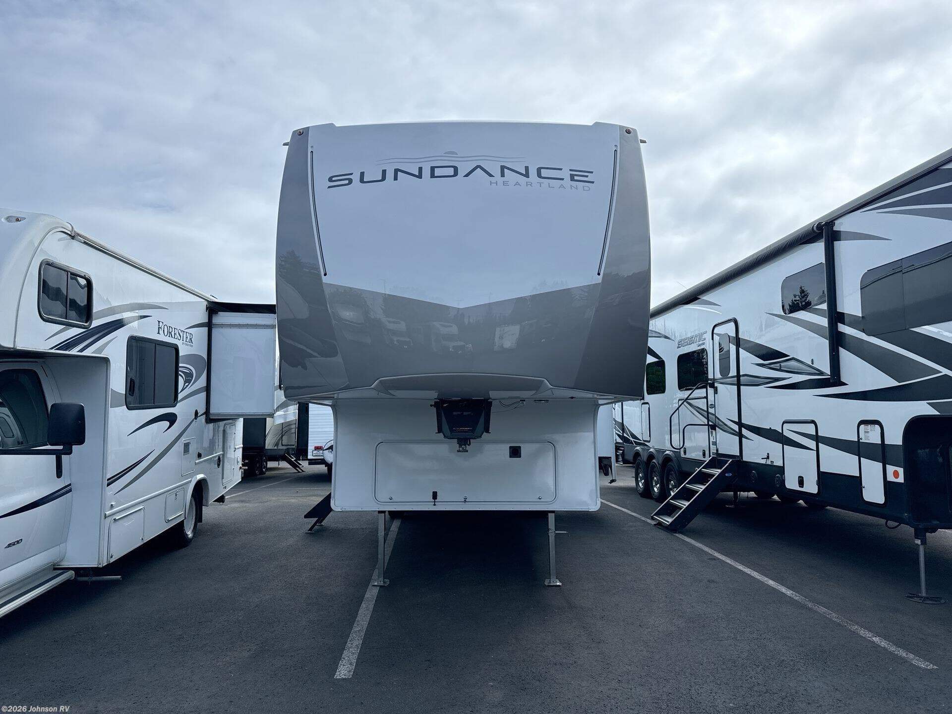 New 2026 Heartland Sundance XLT 28DB available in Sandy, Oregon