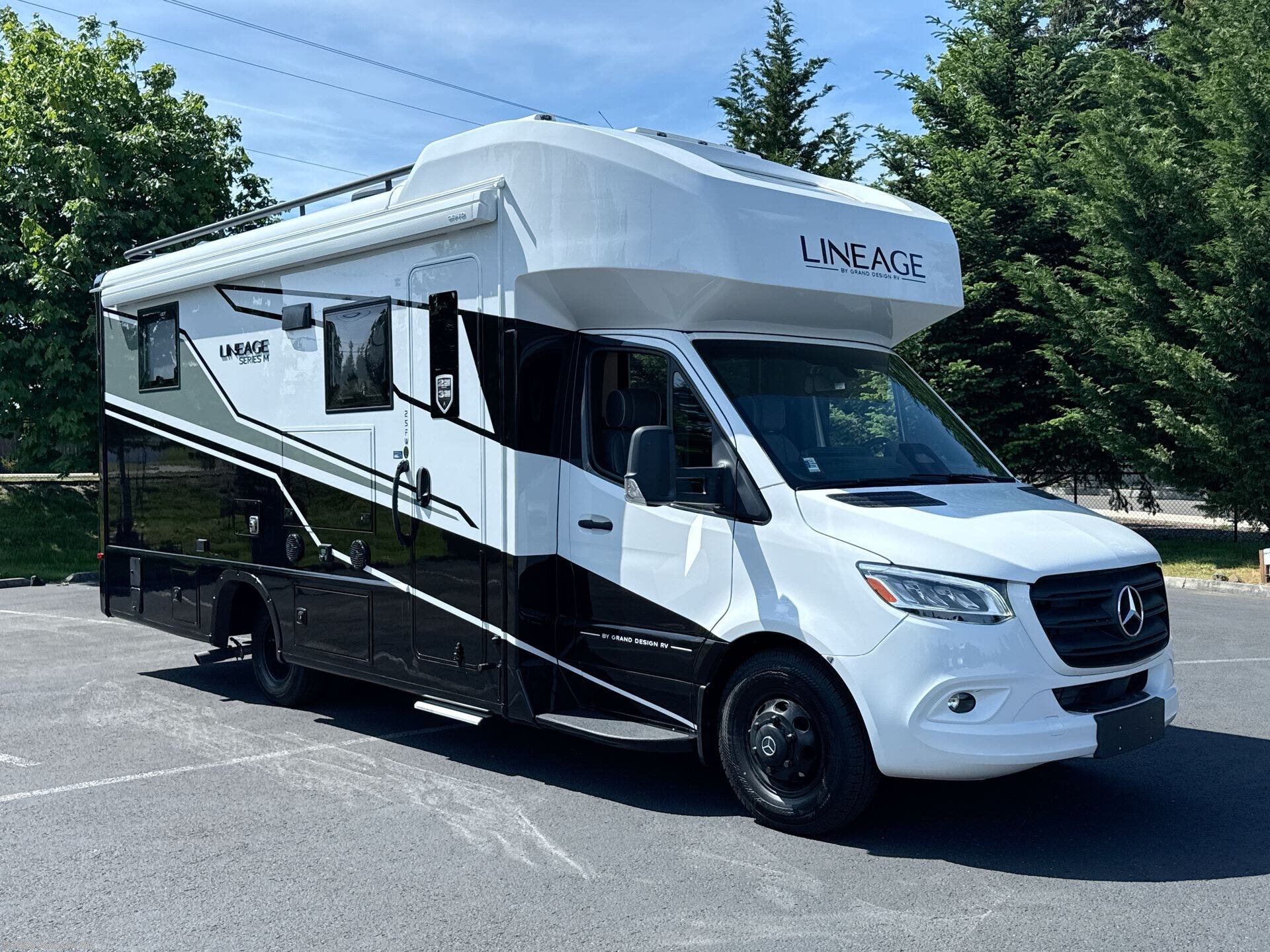 2026 Lineage Series M 25FW by Grand Design from Johnson RV in Sandy, Oregon