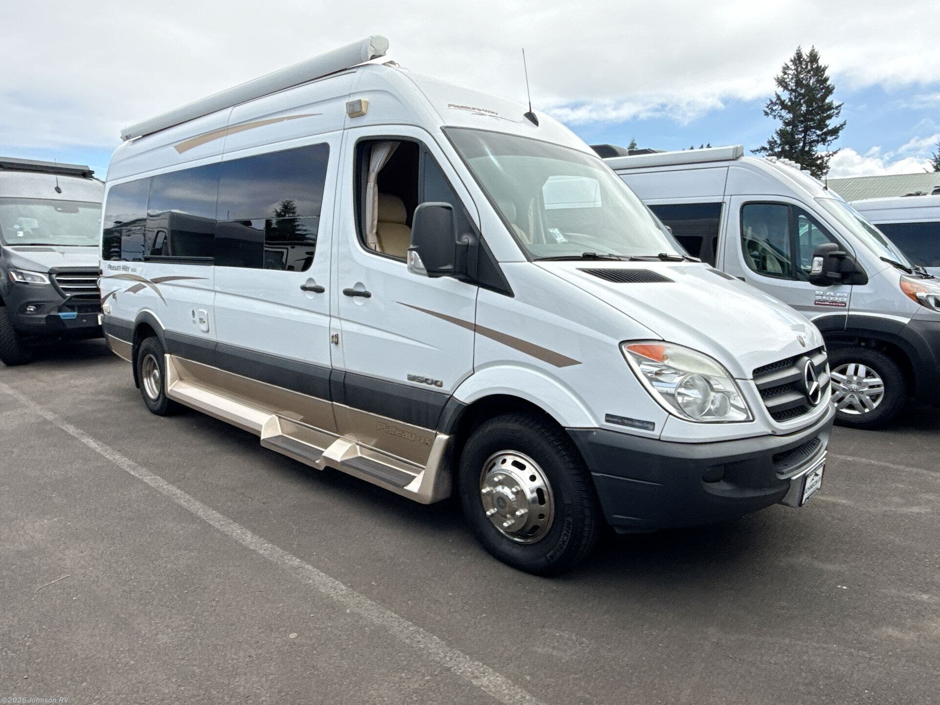 2010 Plateau TS by Pleasure-Way from Johnson RV in Sandy, Oregon