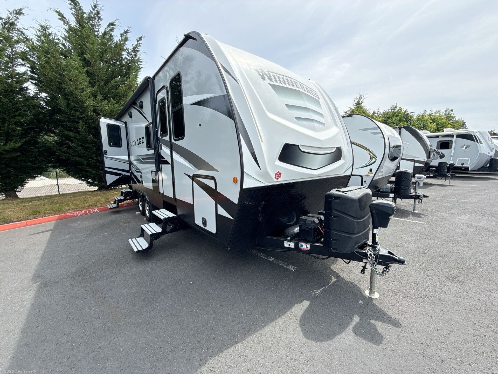2020 Voyage 2427RB by Winnebago from Johnson RV in Sandy, Oregon