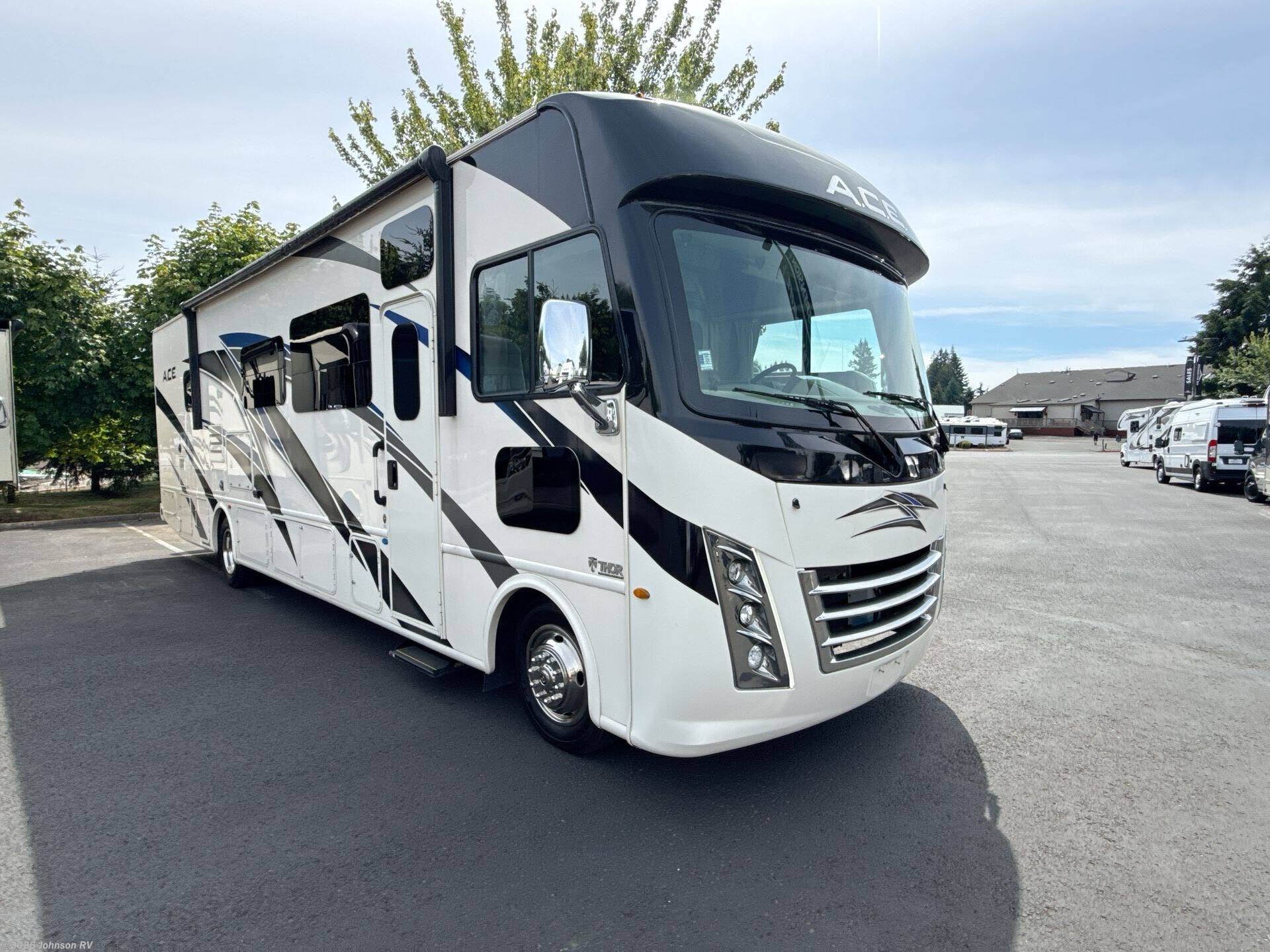 2021 ACE 33.1 by Thor Motor Coach from Johnson RV in Sandy, Oregon