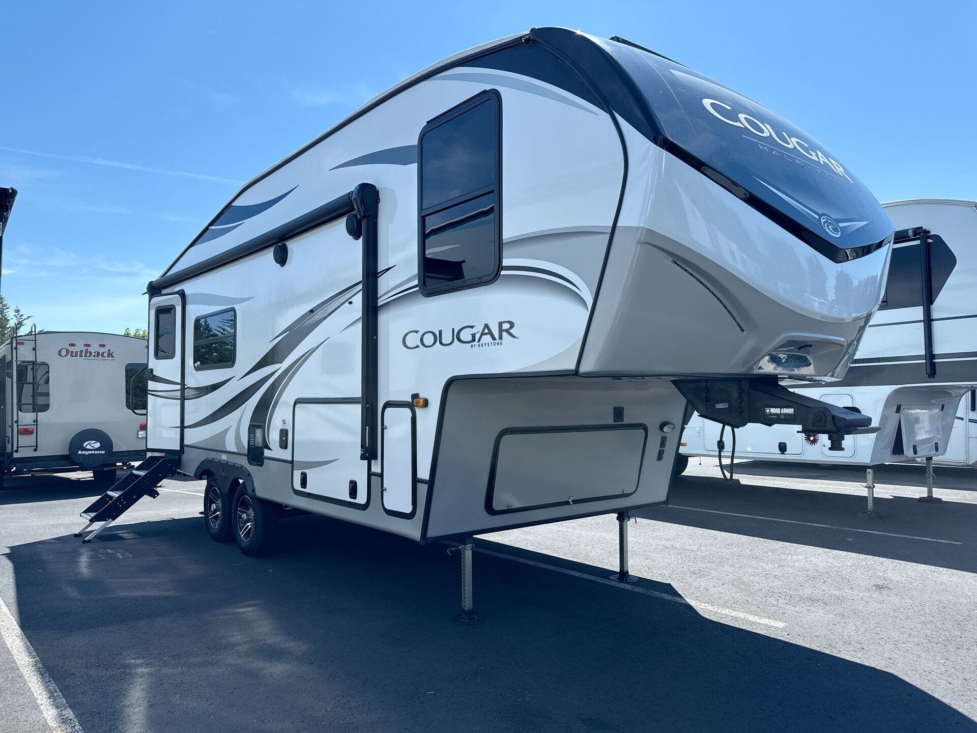 2022 Cougar Half-Ton 23MLS by Keystone from Johnson RV in Sandy, Oregon