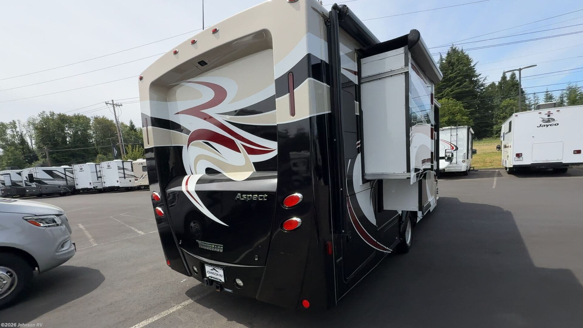 2017 Aspect 27K by Winnebago from Johnson RV in Sandy, Oregon