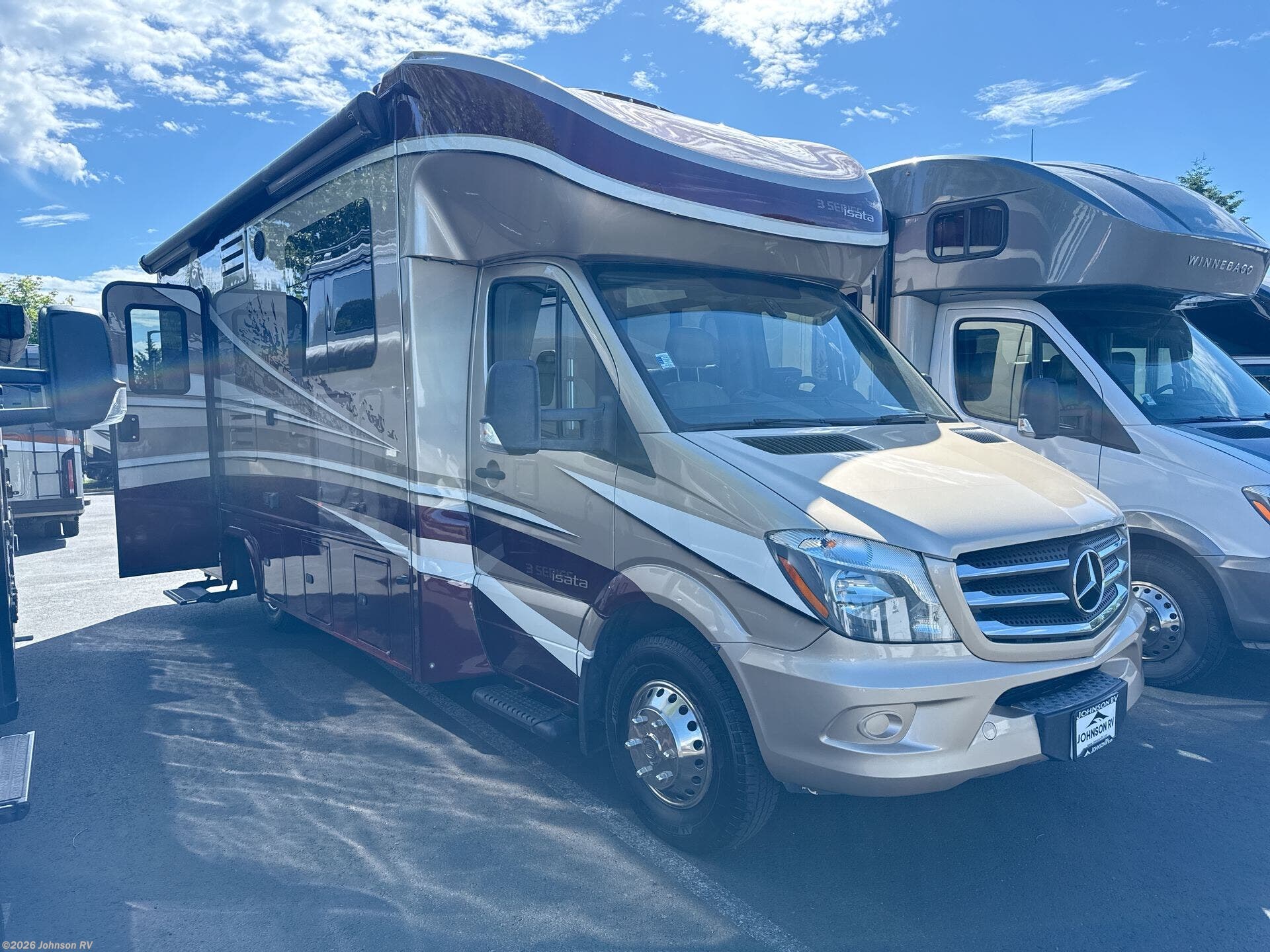 2020 ISATA 24RB by Dynamax Corp from Johnson RV in Sandy, Oregon