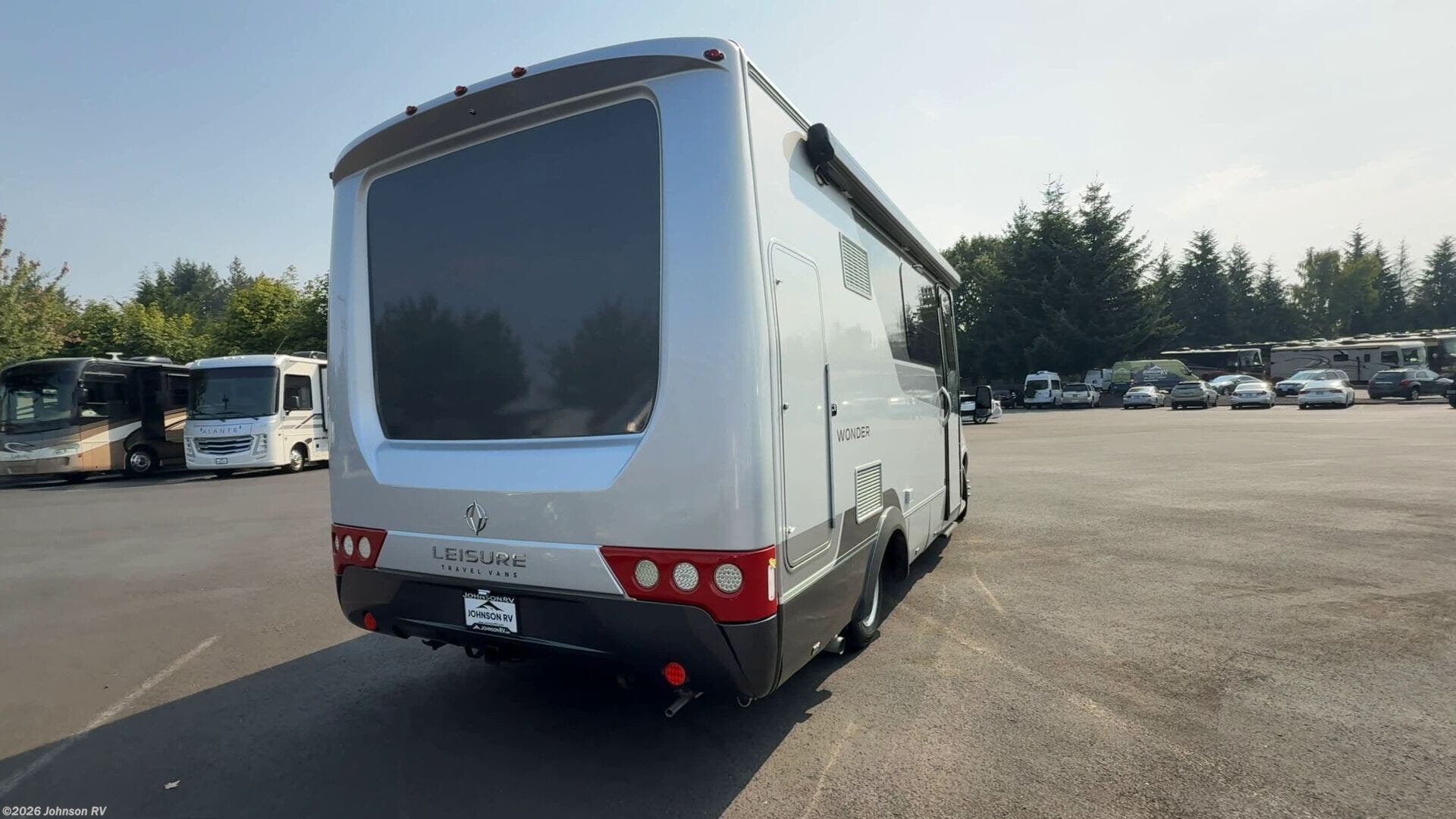 Used 2017 Leisure Travel Wonder 24MB available in Sandy, Oregon