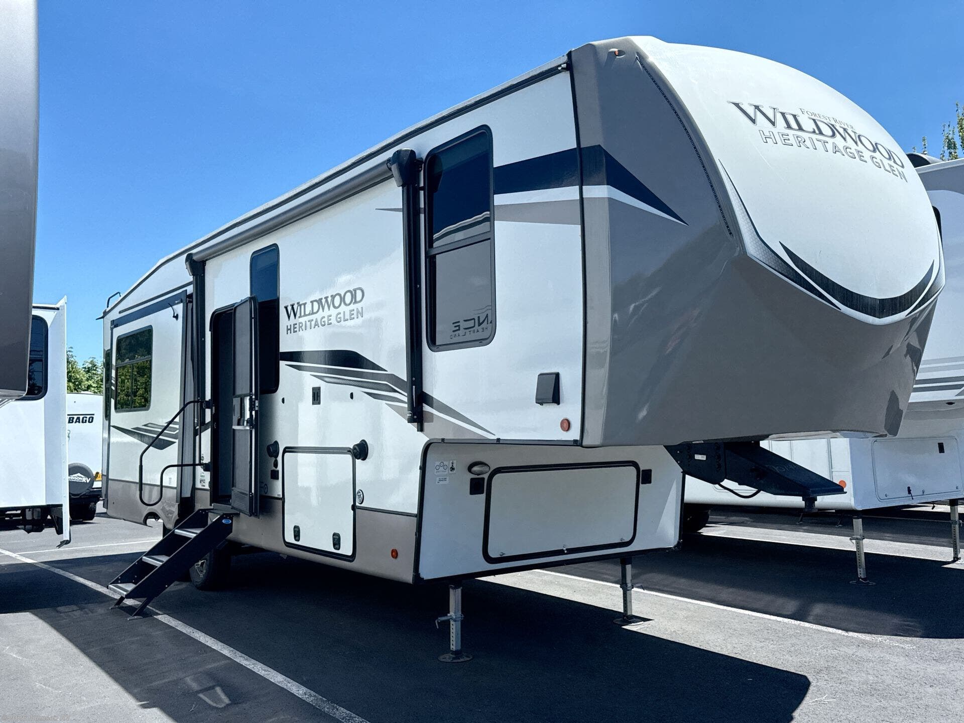 2022 Wildwood Heritage Glen 286RL by Forest River from Johnson RV in Sandy, Oregon