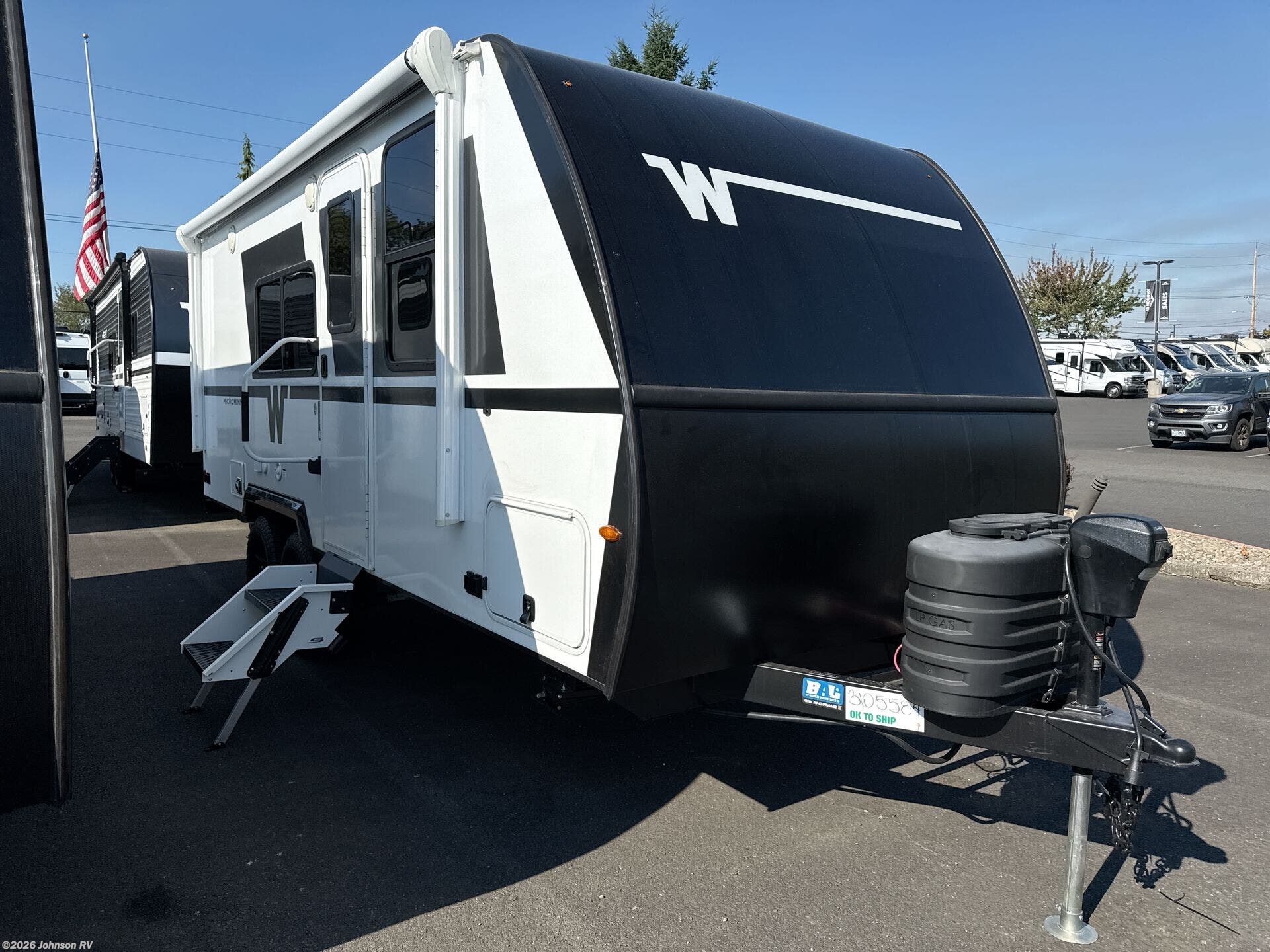 New 2026 Winnebago Micro Minnie 2108DS available in Sandy, Oregon