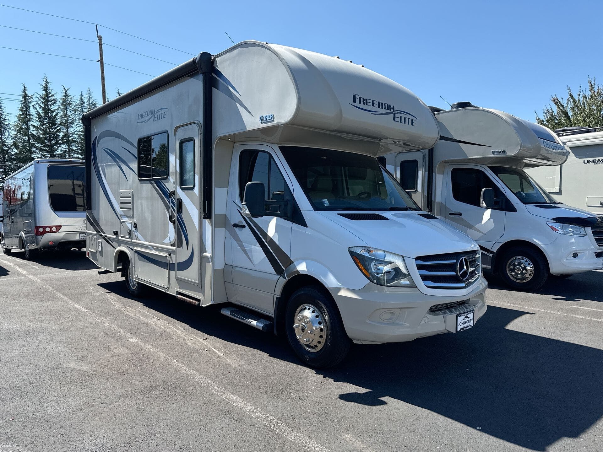 2019 Freedom Elite 24FE by Thor Motor Coach from Johnson RV in Sandy, Oregon