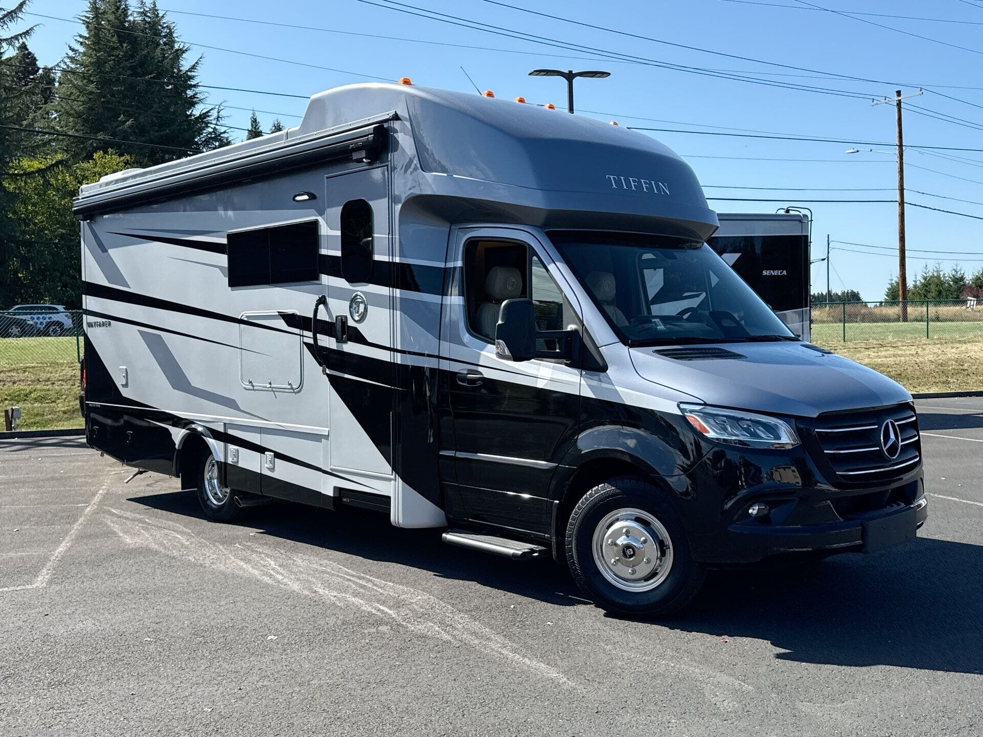 2026 Wayfarer 25XRW by Tiffin from Johnson RV in Sandy, Oregon