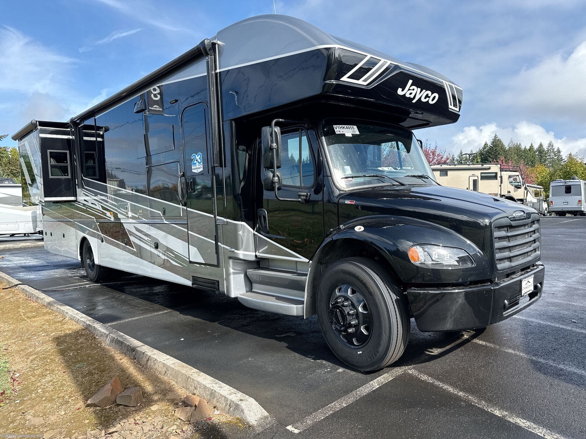 New 2027 Jayco Seneca 37K available in Sandy, Oregon