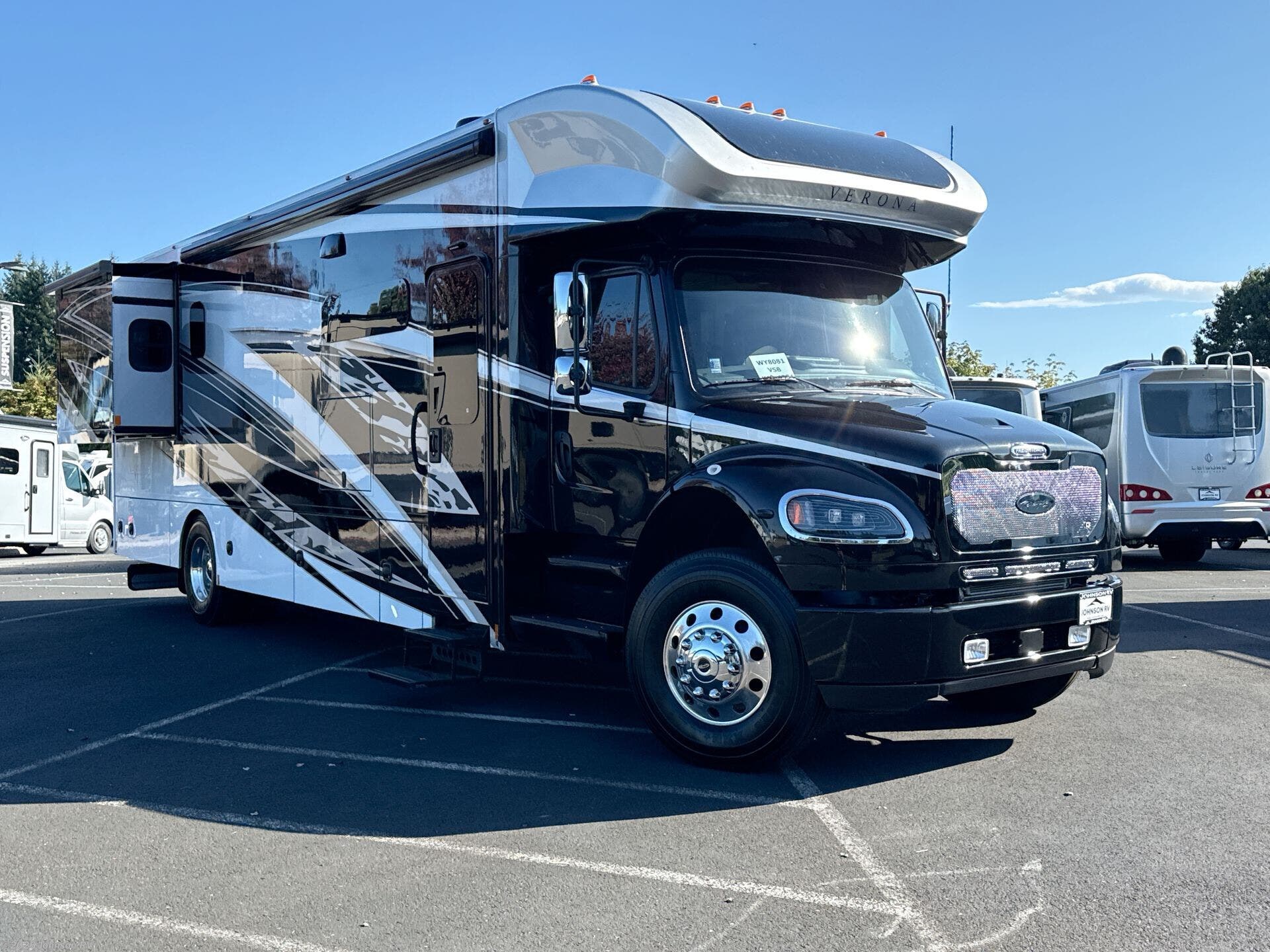 2027 Verona 36VSB by Renegade RV from Johnson RV in Sandy, Oregon