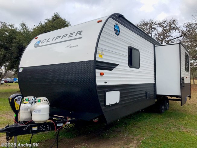 2020 Coachmen Clipper Ultra Lite 262bhs Rv For Sale In Boerne Tx 78006 9250 Bz802 Rvusa Com Classifieds