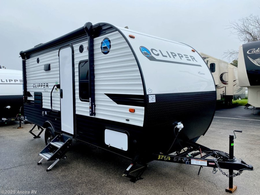 Bz810 2020 Coachmen Clipper Ultra Lite 17fq Travel Trailer For Sale In Boerne Tx