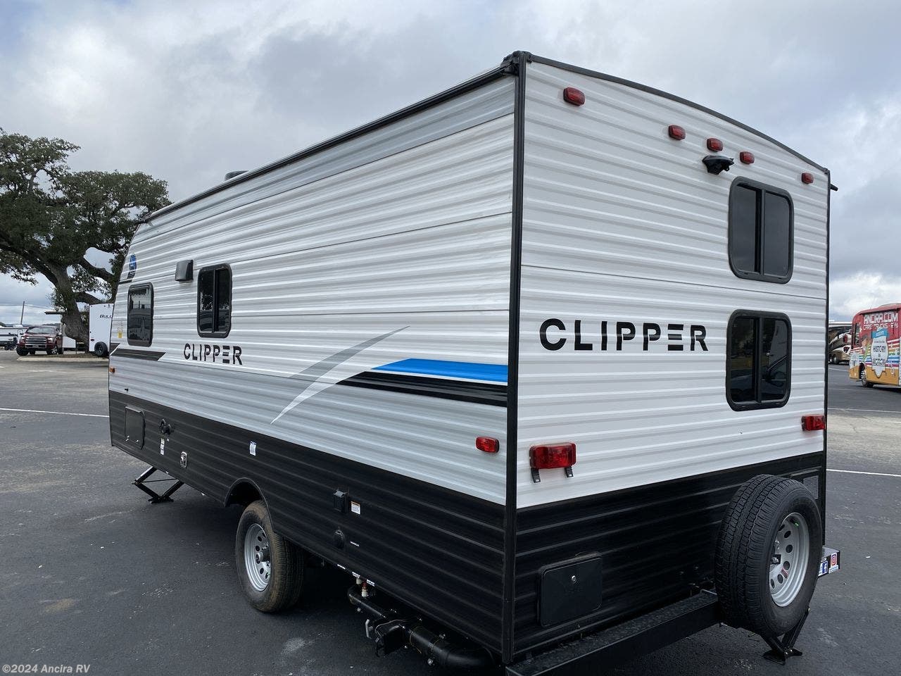 2022 Coachmen Clipper Ultra-Lite 182DBU RV for Sale in Boerne, TX 78006 ...