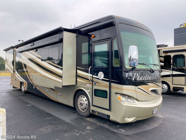 Used 2014 Tiffin Phaeton 40 AH available in Boerne, Texas