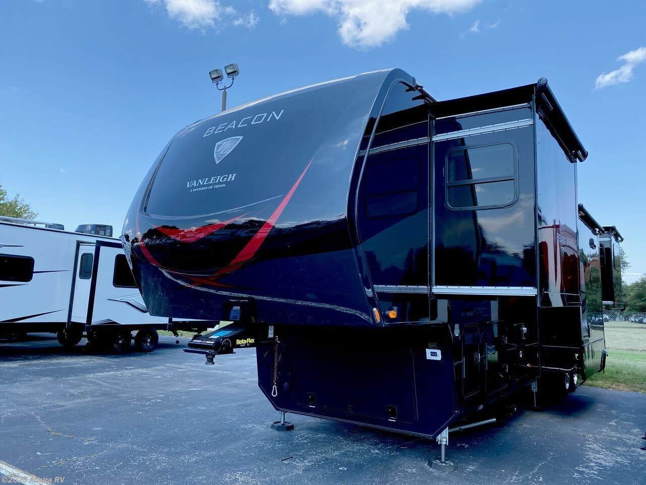2021 Vanleigh Beacon 42RDB RV for Sale in Boerne, TX 780069250