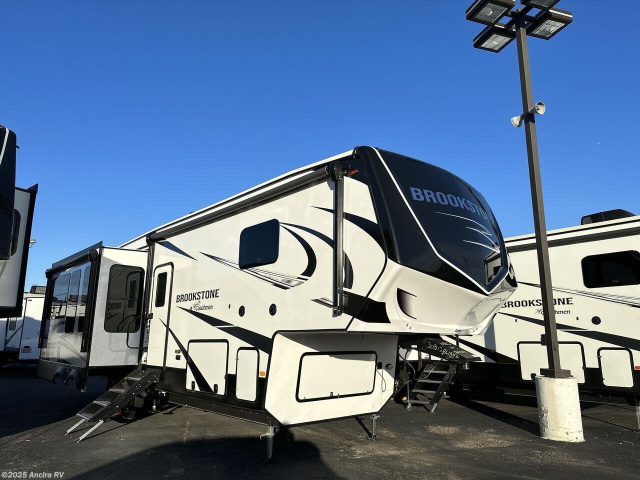 2023 Coachmen Brookstone 290RL RV for Sale in Boerne, TX 78006-9250 ...