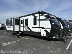 2023 Winnebago Voyage V3235RL