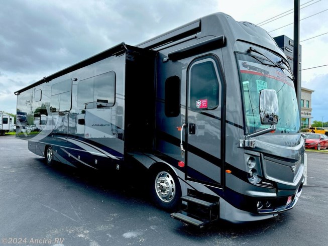 2023 Discovery LXE 40G by Fleetwood from Ancira RV in Boerne, Texas