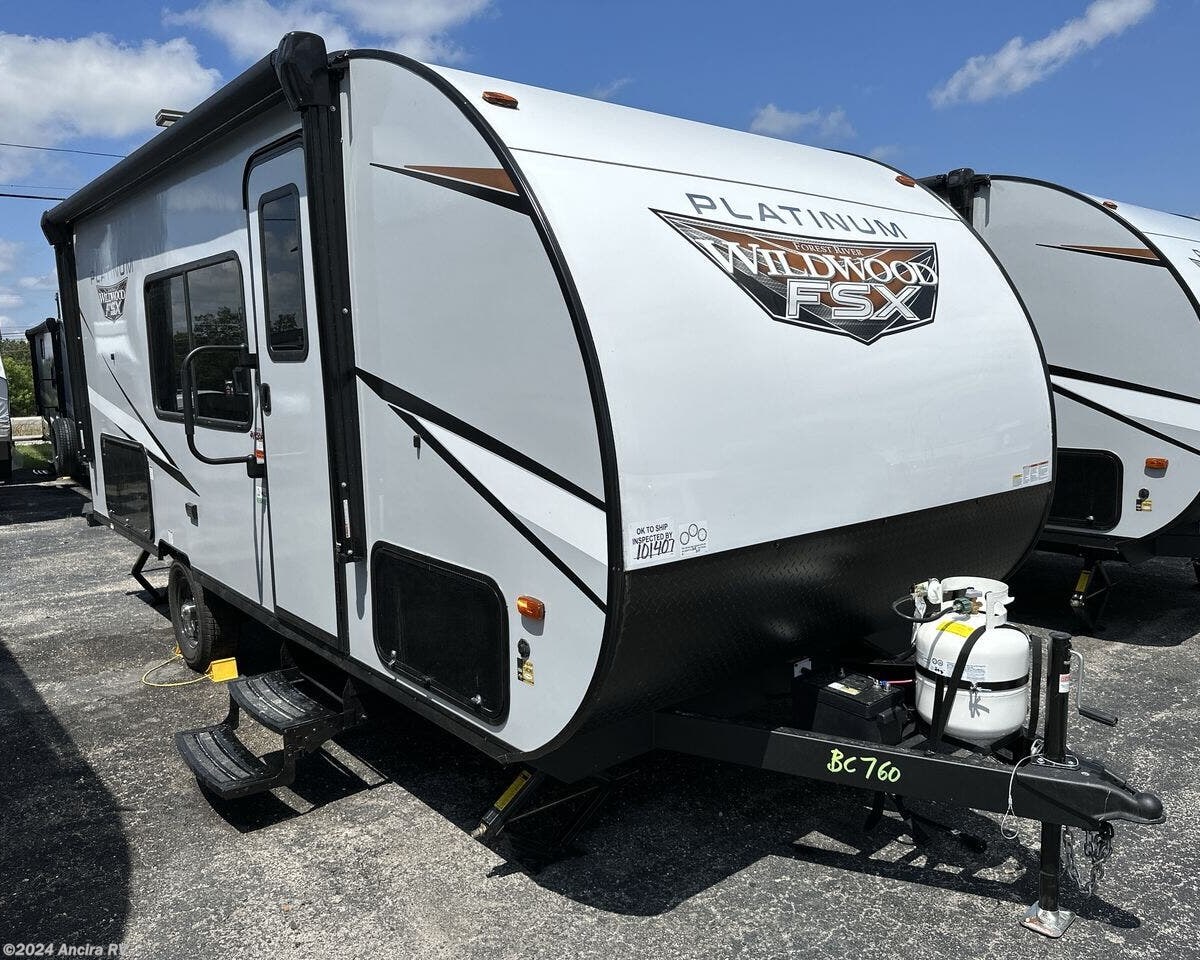 BC760 - 2023 Forest River Wildwood FSX 179DBK Travel Trailer for