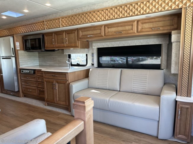 2023 Bay Star 3225 by Newmar from Ancira RV in Boerne, Texas