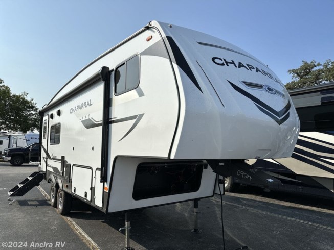 2024 Chaparral Lite 235RK by Coachmen from Ancira RV in Boerne, Texas
