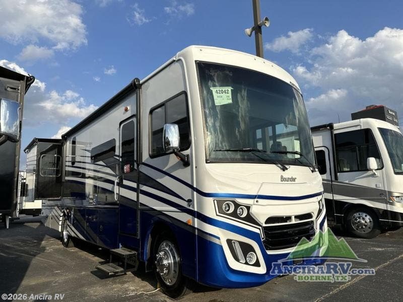 New 2025 Fleetwood Bounder 35K available in Boerne, Texas