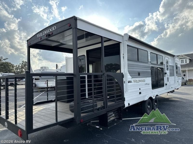 2025 Wildwood 32VERANDA by Forest River from Ancira RV in Boerne, Texas