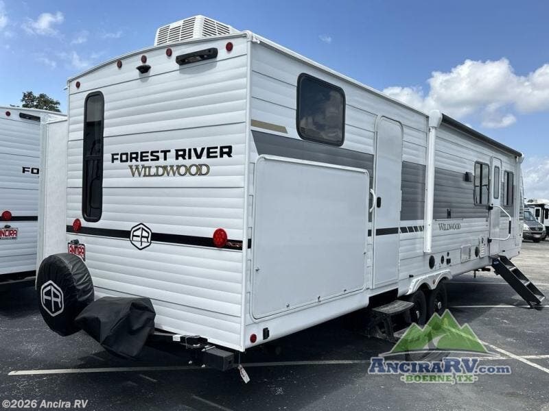 2025 Wildwood 32BHDS by Forest River from Ancira RV in Boerne, Texas