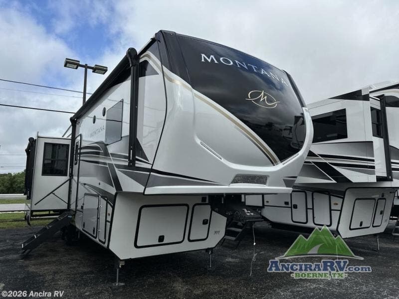 New 2025 Keystone Montana 3123RL available in Boerne, Texas