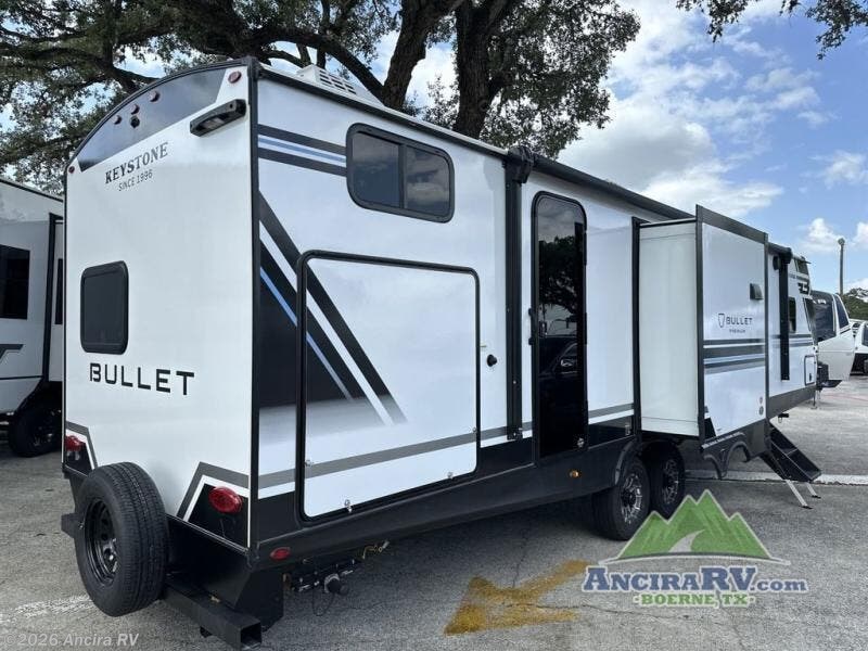 2026 Bullet 330BKQ by Keystone from Ancira RV in Boerne, Texas