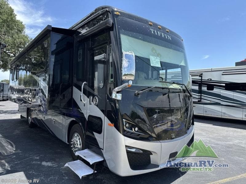 New 2026 Tiffin Phaeton 35 CH available in Boerne, Texas
