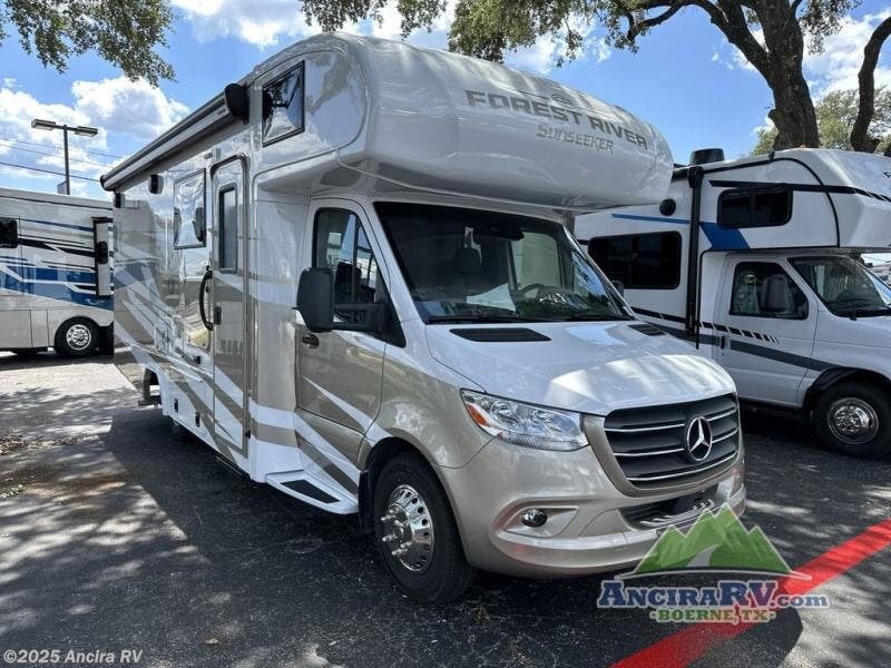 New 2026 Forest River Sunseeker Classic 2400BDSD available in Boerne, Texas