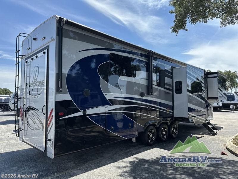 2022 RiverStone 42FSKG by Forest River from Ancira RV in Boerne, Texas
