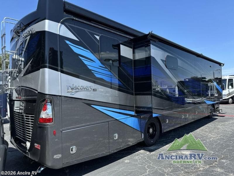 2026 Discovery LXE 40M by Fleetwood from Ancira RV in Boerne, Texas