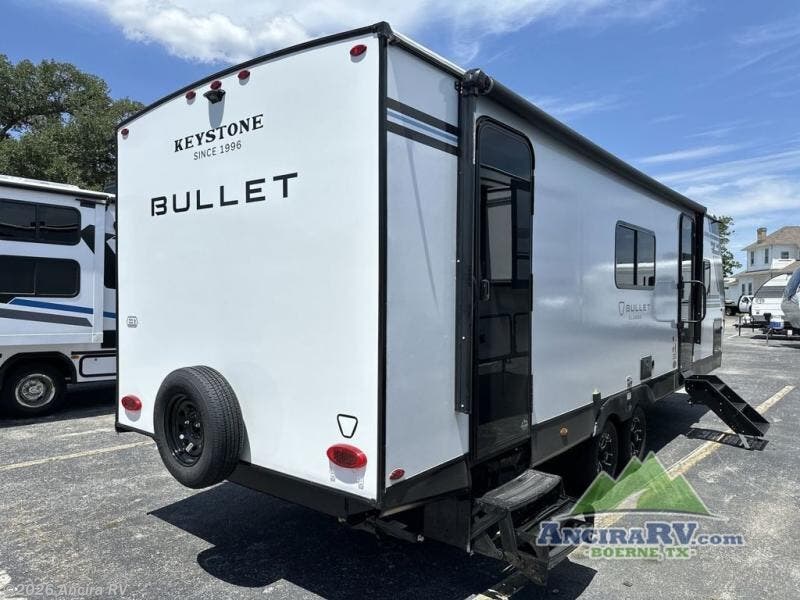 2026 Bullet Classic 26BHC by Keystone from Ancira RV in Boerne, Texas