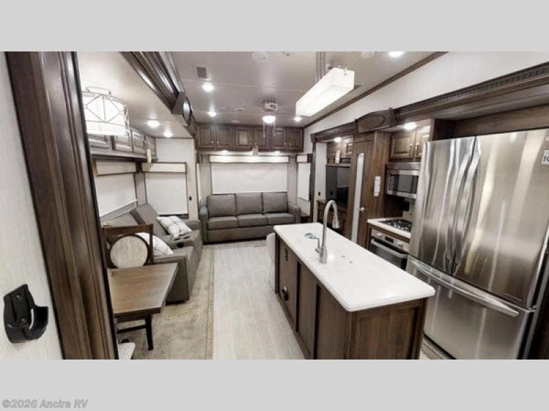 2019 Columbus F329DV by Palomino from Ancira RV in Boerne, Texas
