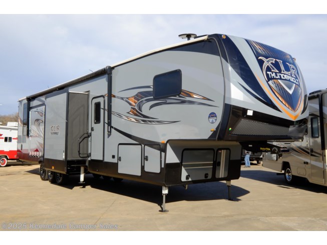 2018 Forest River XLR Thunderbolt 422AMP RV for Sale in Kennedale, TX ...