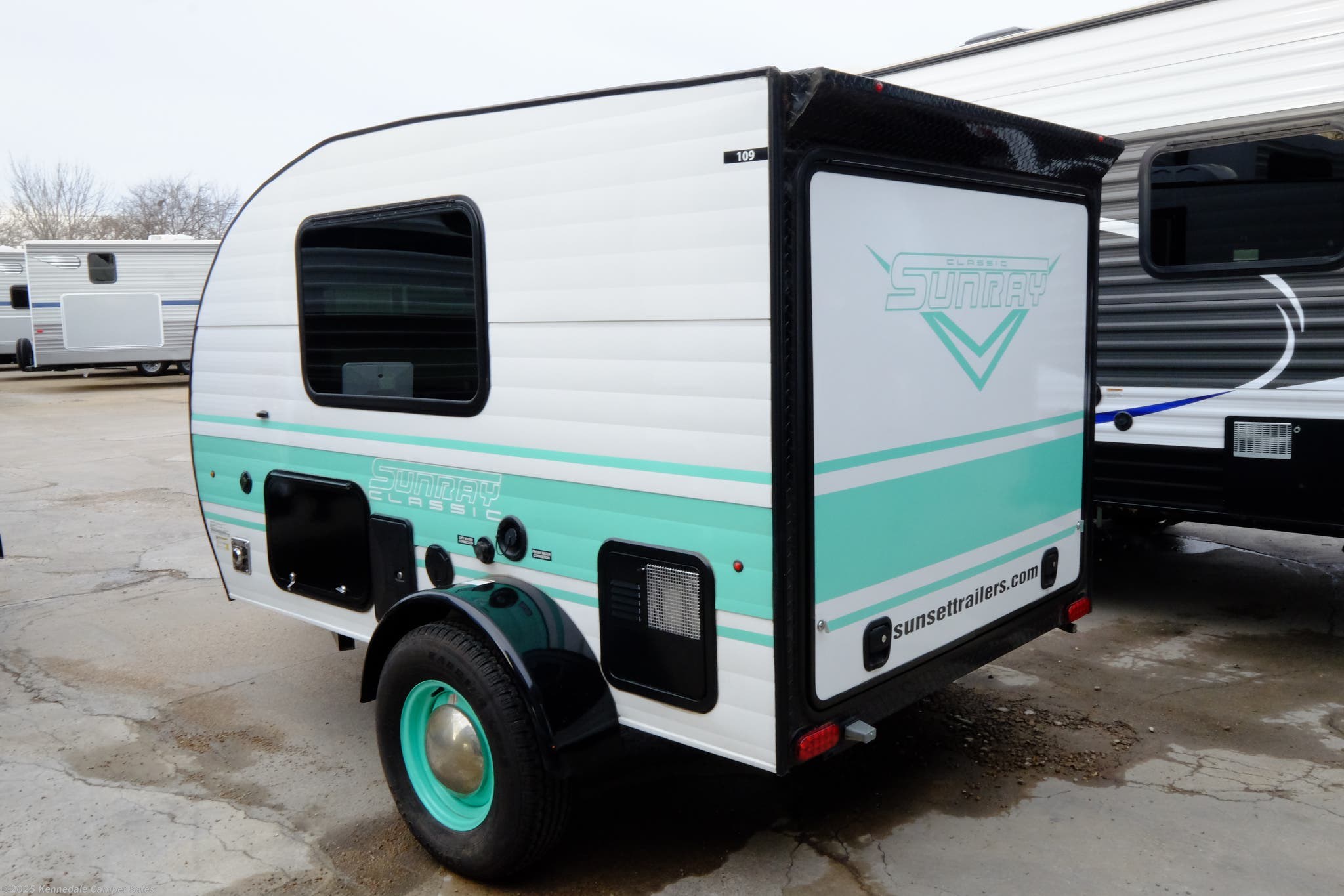 2018 Sunset Park RV SunRay 109 RV for Sale in Kennedale, TX 76060