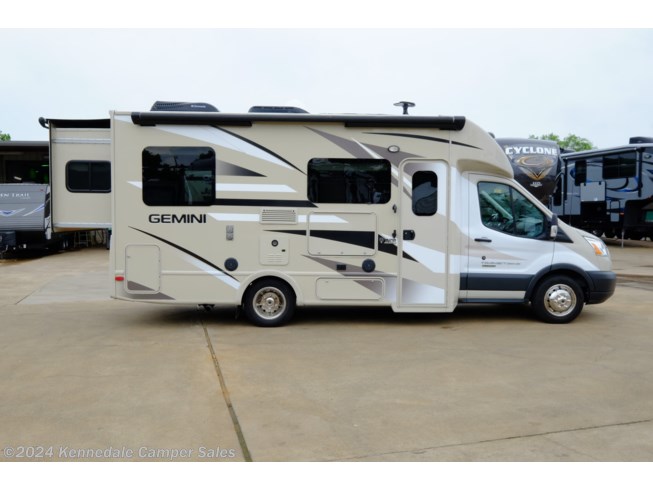 2017 Thor Motor Coach Gemini 23TR RV for Sale in Kennedale, TX 76060 ...