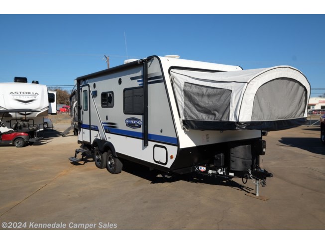 Used 2019 Jayco Jay Feather X19H available in Kennedale, Texas