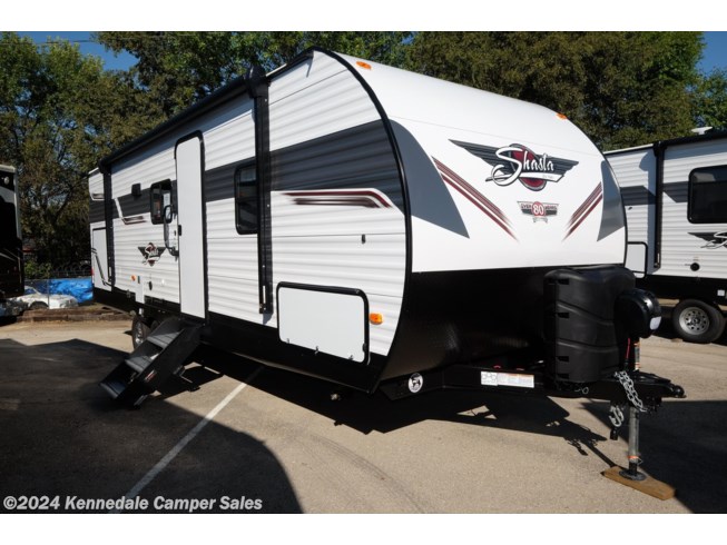 New 2022 Shasta 25RB available in Kennedale, Texas
