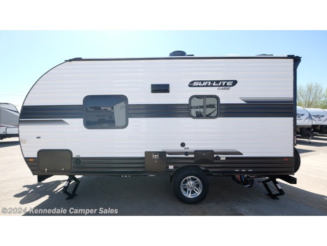 2022 Sunset Park RV Sun Lite 18RD - New Travel Trailer For Sale by Kennedale Camper Sales in Kennedale, Texas