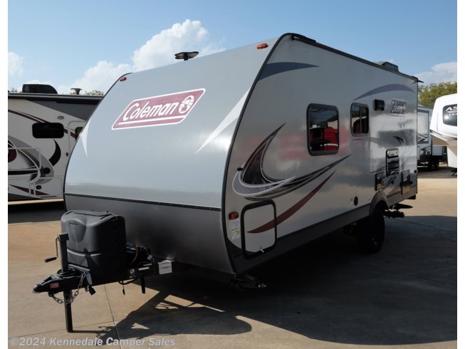 2018 Dutchmen Coleman Light LX 1705RB - Used Travel Trailer For Sale by Kennedale Camper Sales in Kennedale, Texas