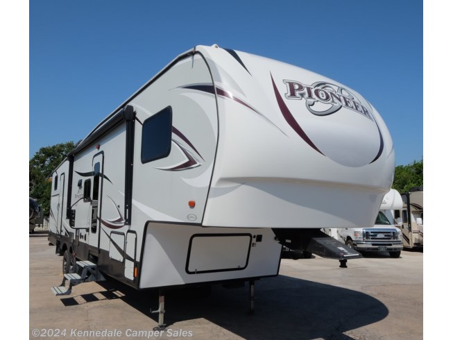 Used 2018 Heartland Pioneer 322 available in Kennedale, Texas