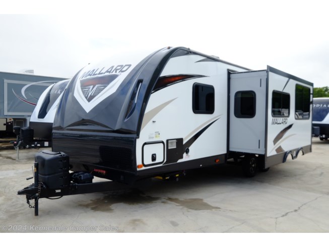 2018 Heartland Mallard M28 - Used Travel Trailer For Sale by Kennedale Camper Sales in Kennedale, Texas
