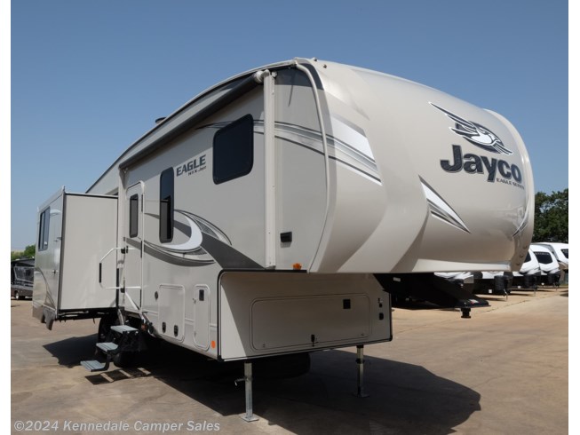 Used 2019 Jayco Eagle HTX 27SGX available in Kennedale, Texas